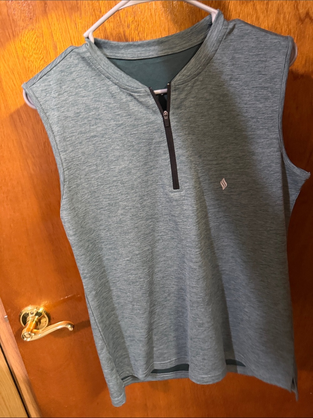 Sleeveless Athletic Quarter-Zip Top in Heather Teal